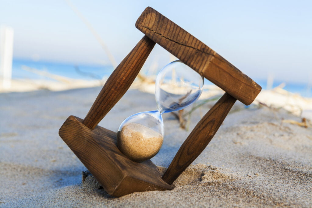 hourglass on the beach 2021 08 26 18 11 41 utc